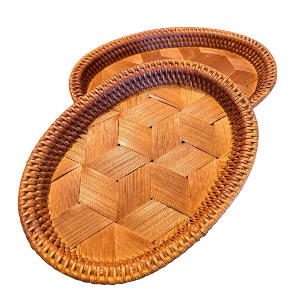 Vintage Oval Woven Bamboo/Rattan Trays/Baskets